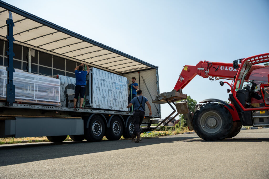 Logistique des enseignes au dépôt E2SC